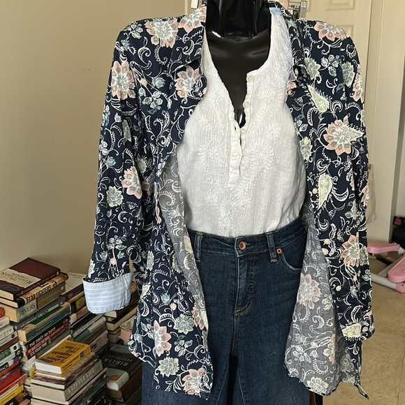 Chaps Floral No Iron Shirt - Picture 4 of 8